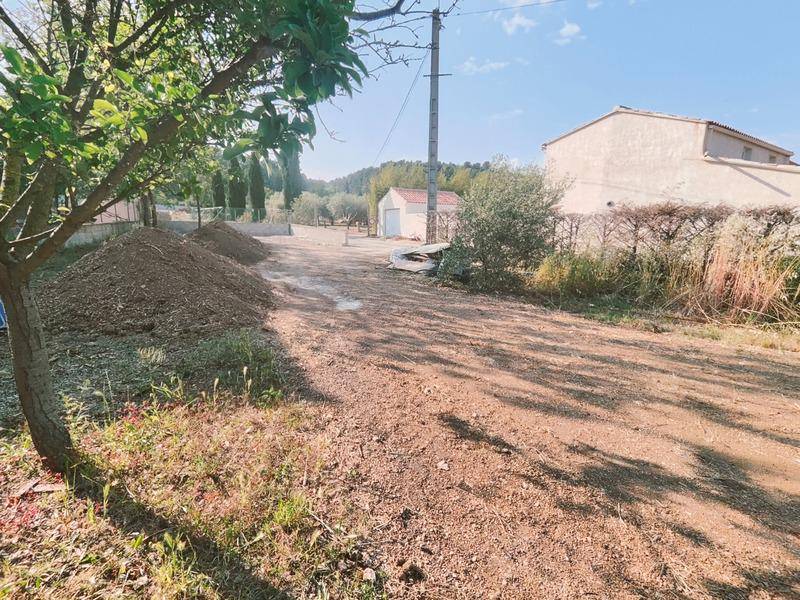 Terrain seul à Clermont-l'Hérault en Hérault (34) de 500 m² à vendre au prix de 174900€ - 3
