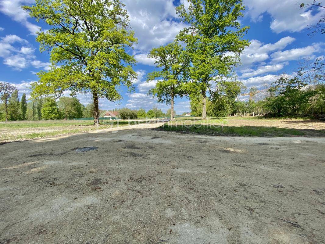 Terrain seul à Mennecy en Essonne (91) de 1446 m² à vendre au prix de 330000€ - 1