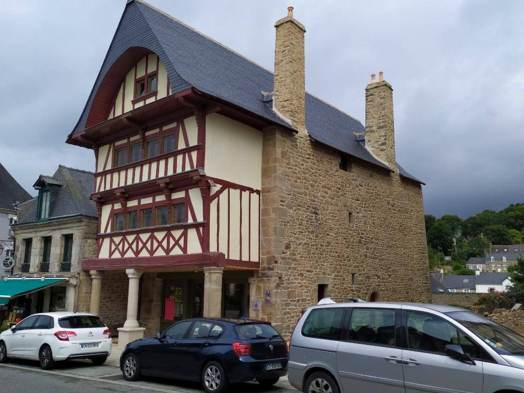 Terrain seul à Guémené-sur-Scorff en Morbihan (56) de 1049 m² à vendre au prix de 28250€ - 2