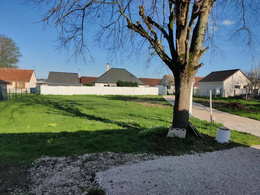 Terrain seul à Montargis en Loiret (45) de 1706 m² à vendre au prix de 100000€ - 1