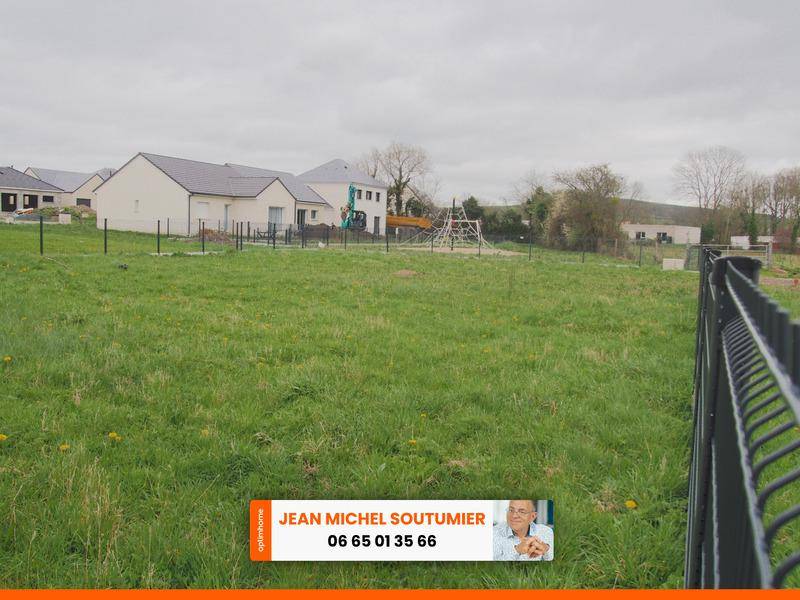 Terrain seul à Les Monts d'Aunay en Calvados (14) de 688 m² à vendre au prix de 95000€ - 1