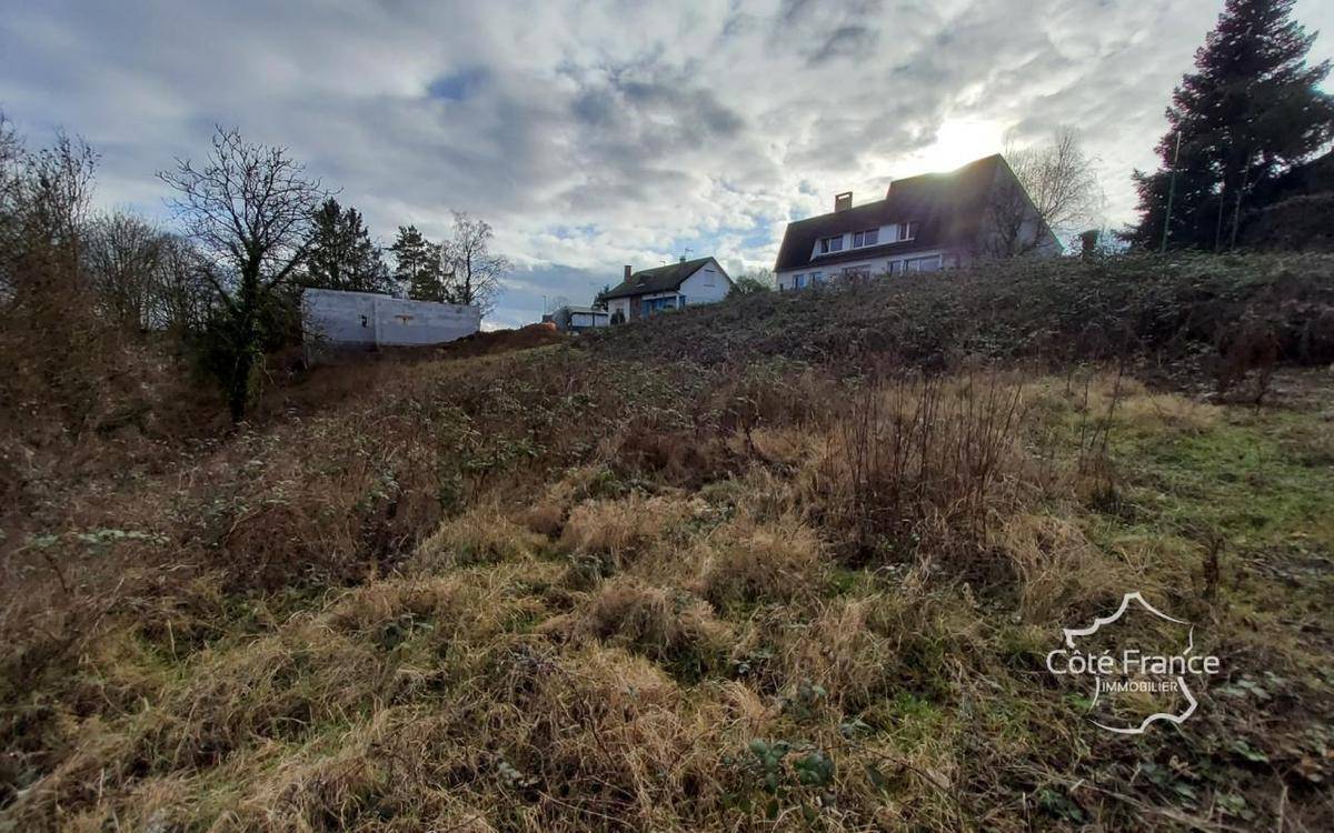 Terrain seul à Charleville-Mézières en Ardennes (08) de 658 m² à vendre au prix de 60000€ - 2