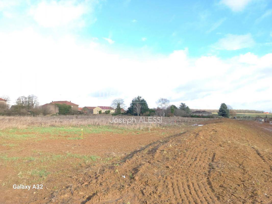 Terrain seul à Noisseville en Moselle (57) de 1623 m² à vendre au prix de 505000€ - 1
