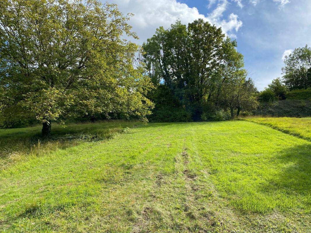 Terrain seul à Poix-de-Picardie en Somme (80) de 2786 m² à vendre au prix de 55000€ - 1