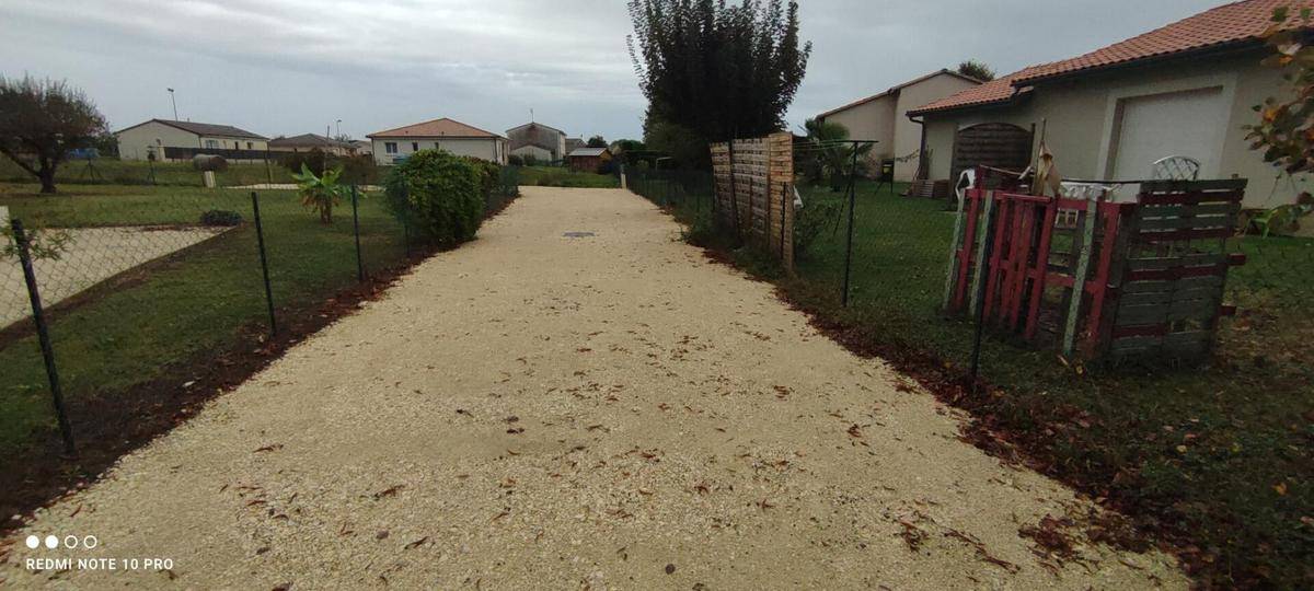 Terrain seul à Saint-Pierre-d'Eyraud en Dordogne (24) de 902 m² à vendre au prix de 44000€ - 1