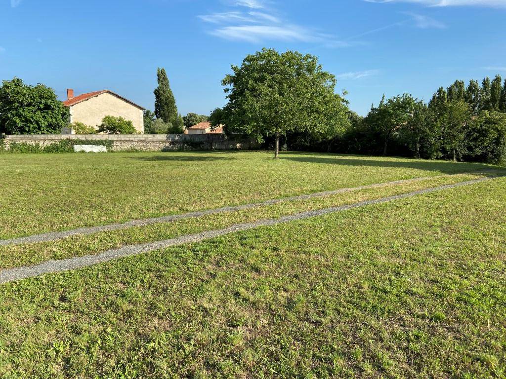 Terrain seul à Rives-d'Autise en Vendée (85) de 1019 m² à vendre au prix de 34500€ - 3