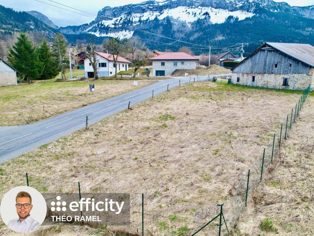 Terrain seul à La Roche-sur-Foron en Haute-Savoie (74) de 610 m² à vendre au prix de 183000€ - 2