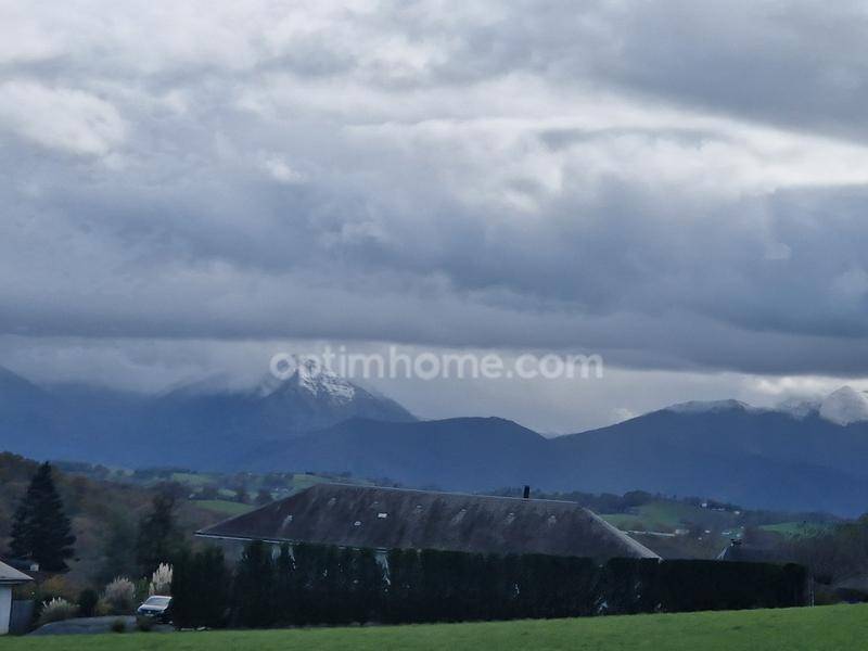 Terrain seul à Bosdarros en Pyrénées-Atlantiques (64) de 2141 m² à vendre au prix de 99999€ - 1