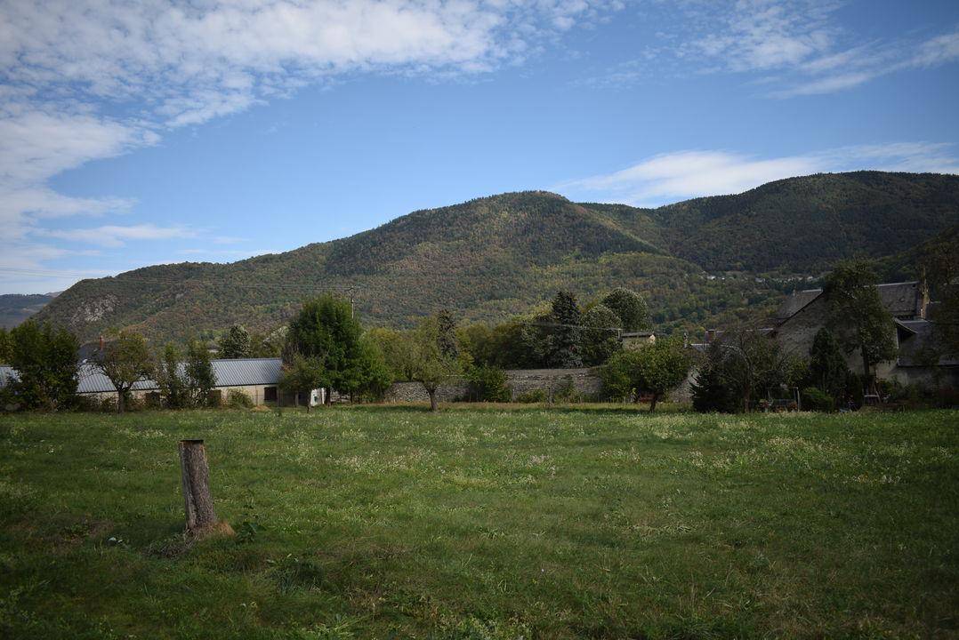 Terrain seul à Arreau en Hautes-Pyrénées (65) de 600 m² à vendre au prix de 66000€ - 3