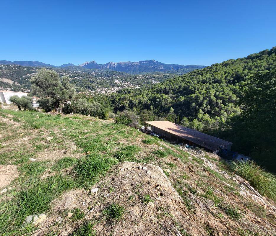 Terrain seul à Contes en Alpes-Maritimes (06) de 3015 m² à vendre au prix de 190000€ - 2
