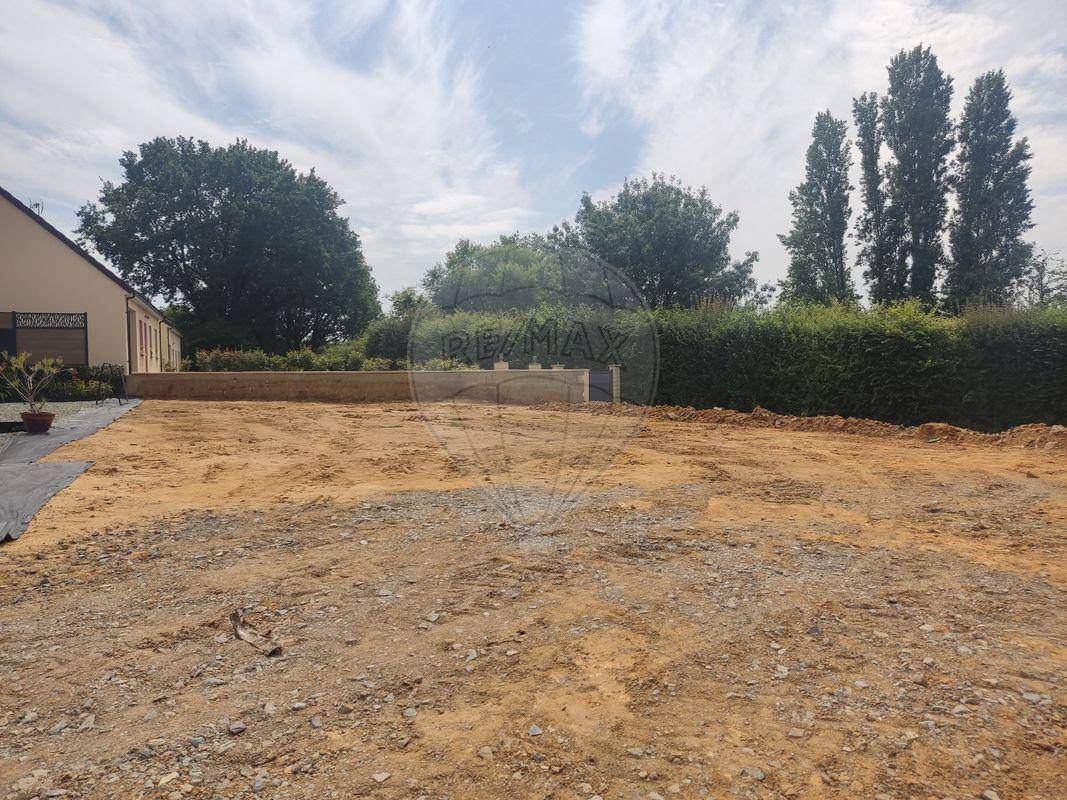 Terrain seul à Saint-Saturnin en Sarthe (72) de 759 m² à vendre au prix de 95000€ - 3