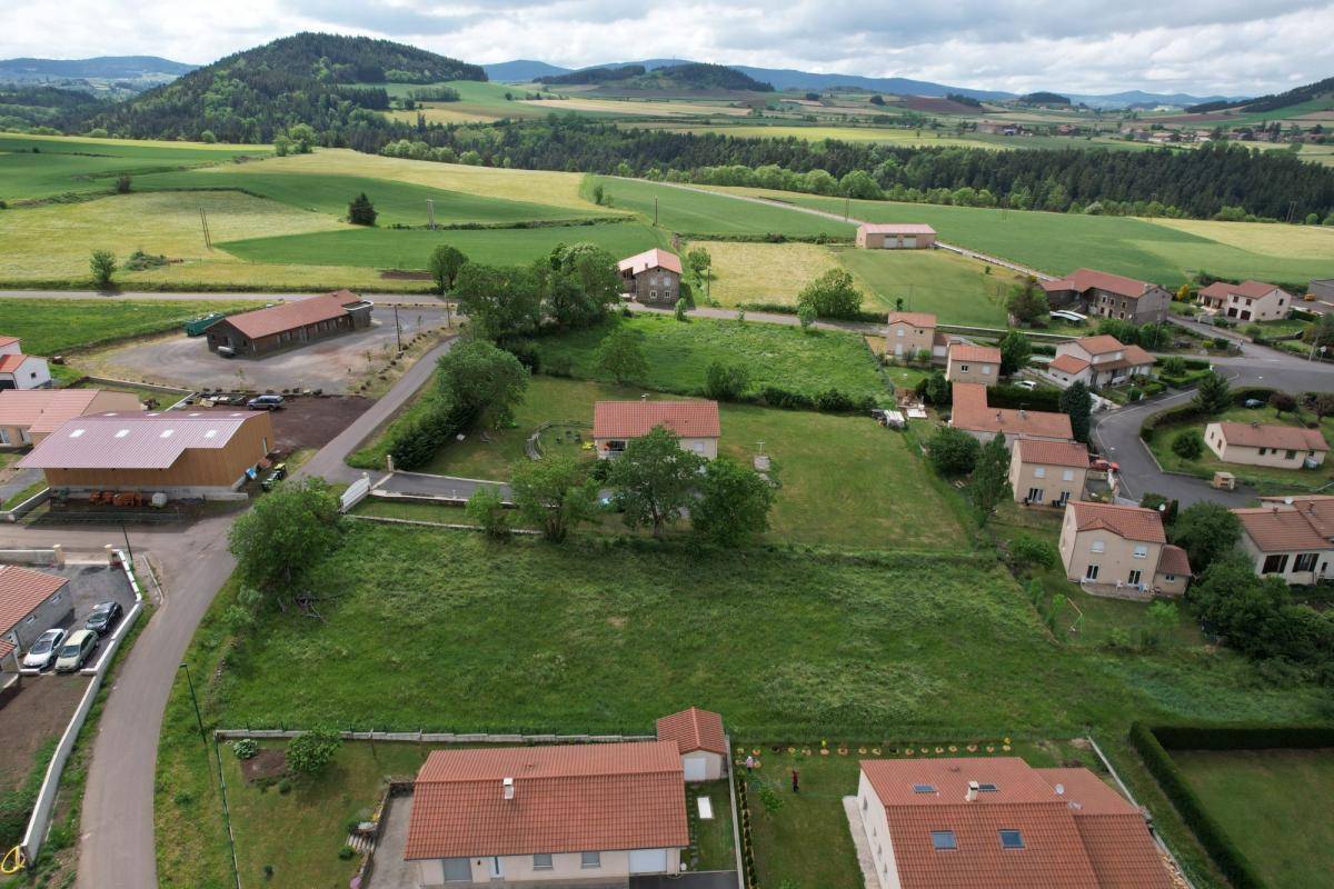 Terrain seul à Le Brignon en Haute-Loire (43) de 2513 m² à vendre au prix de 34998€ - 2