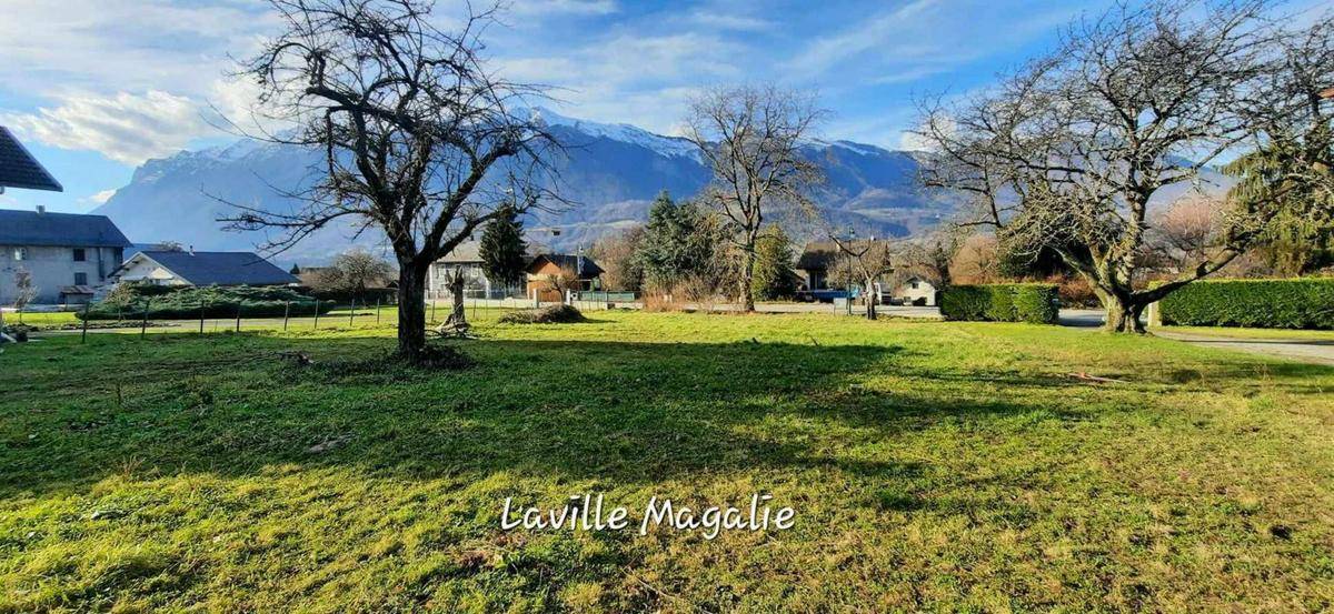 Terrain seul à Sainte-Hélène-sur-Isère en Savoie (73) de 897 m² à vendre au prix de 140000€ - 2