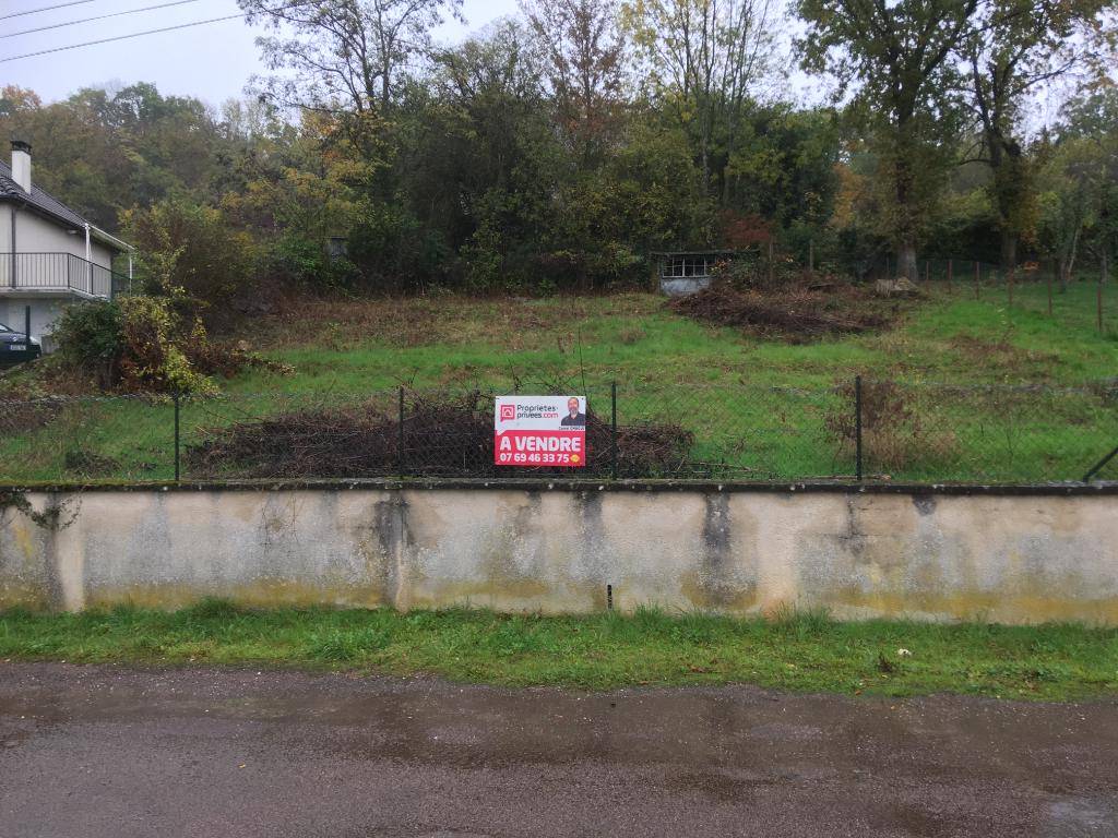 Terrain seul à Clamecy en Nièvre (58) de 639 m² à vendre au prix de 13490€ - 1