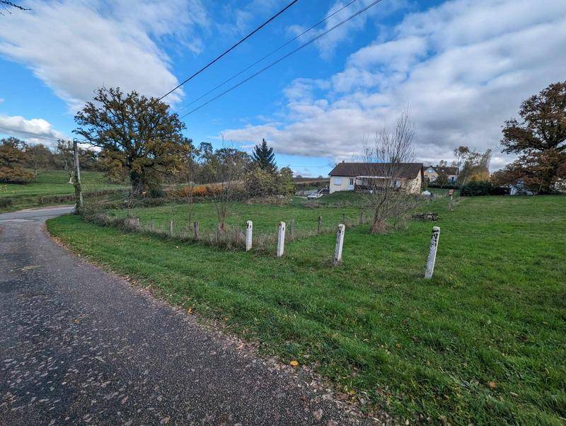 Terrain seul à Varenne-Saint-Germain en Saône-et-Loire (71) de 810 m² à vendre au prix de 26000€ - 1