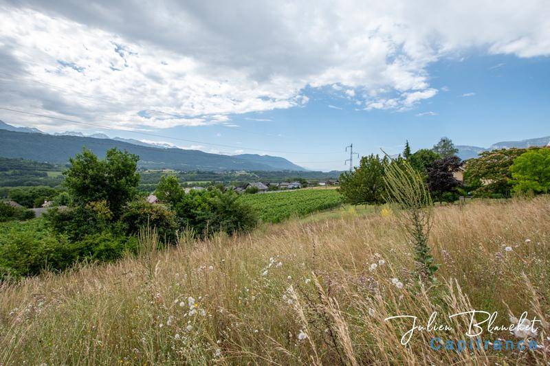 Terrain seul à Cruet en Savoie (73) de 2325 m² à vendre au prix de 249000€ - 1