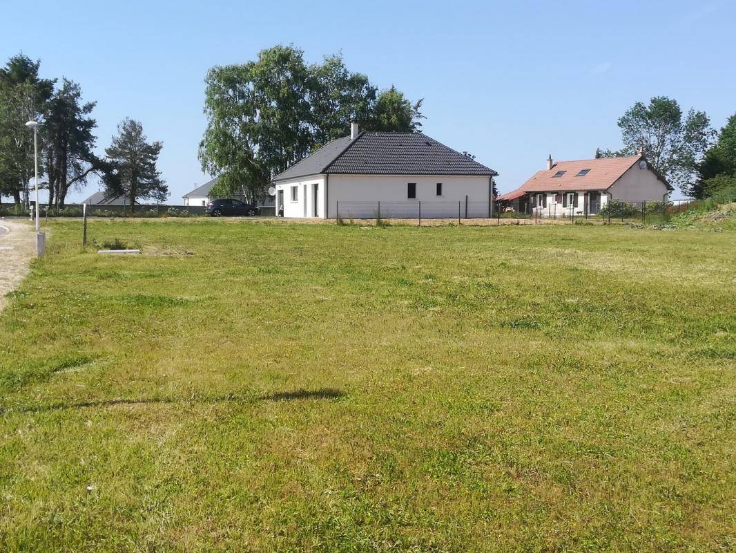Terrain seul à Saint-Just en Cher (18) de 952 m² à vendre au prix de 32500€ - 2