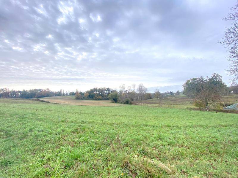 Terrain seul à Saint-Vincent-Jalmoutiers en Dordogne (24) de 4200 m² à vendre au prix de 28000€ - 2