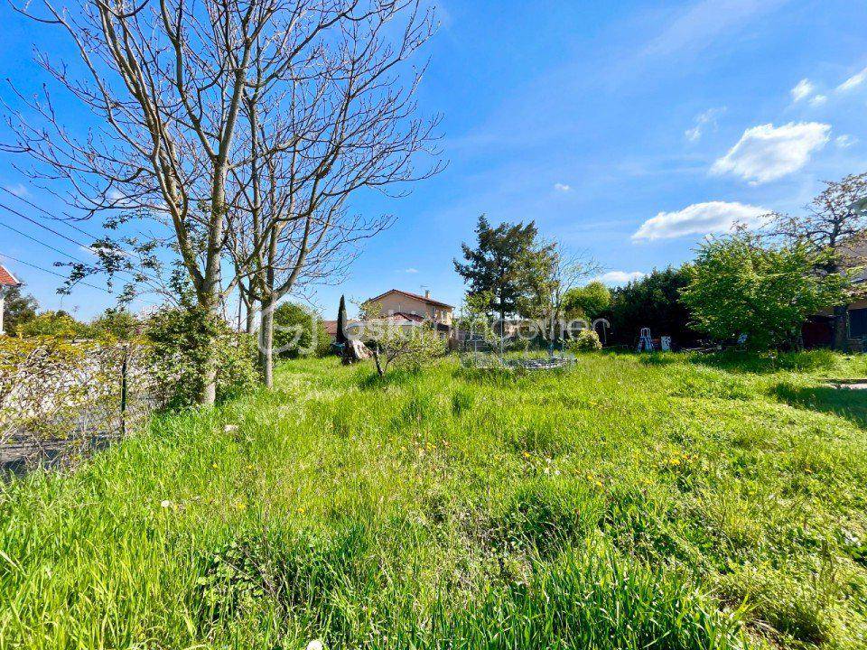 Terrain seul à Villefranche-sur-Saône en Rhône (69) de 633 m² à vendre au prix de 188000€ - 2