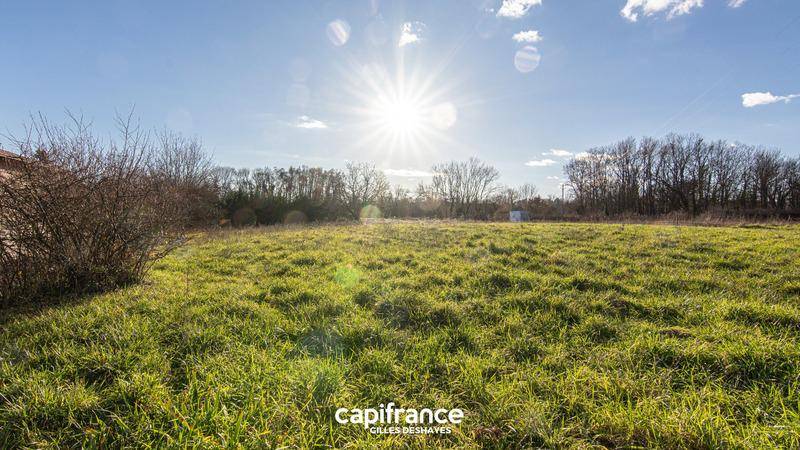 Terrain seul à Lancié en Rhône (69) de 878 m² à vendre au prix de 145000€ - 2