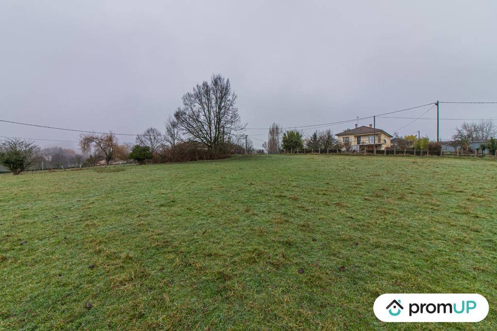 Terrain seul à Thiviers en Dordogne (24) de 2500 m² à vendre au prix de 40500€ - 1