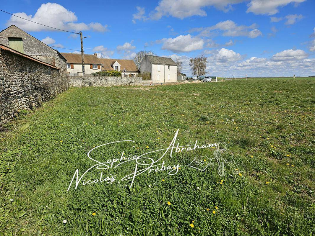 Terrain seul à Angerville en Essonne (91) de 728 m² à vendre au prix de 69990€ - 2