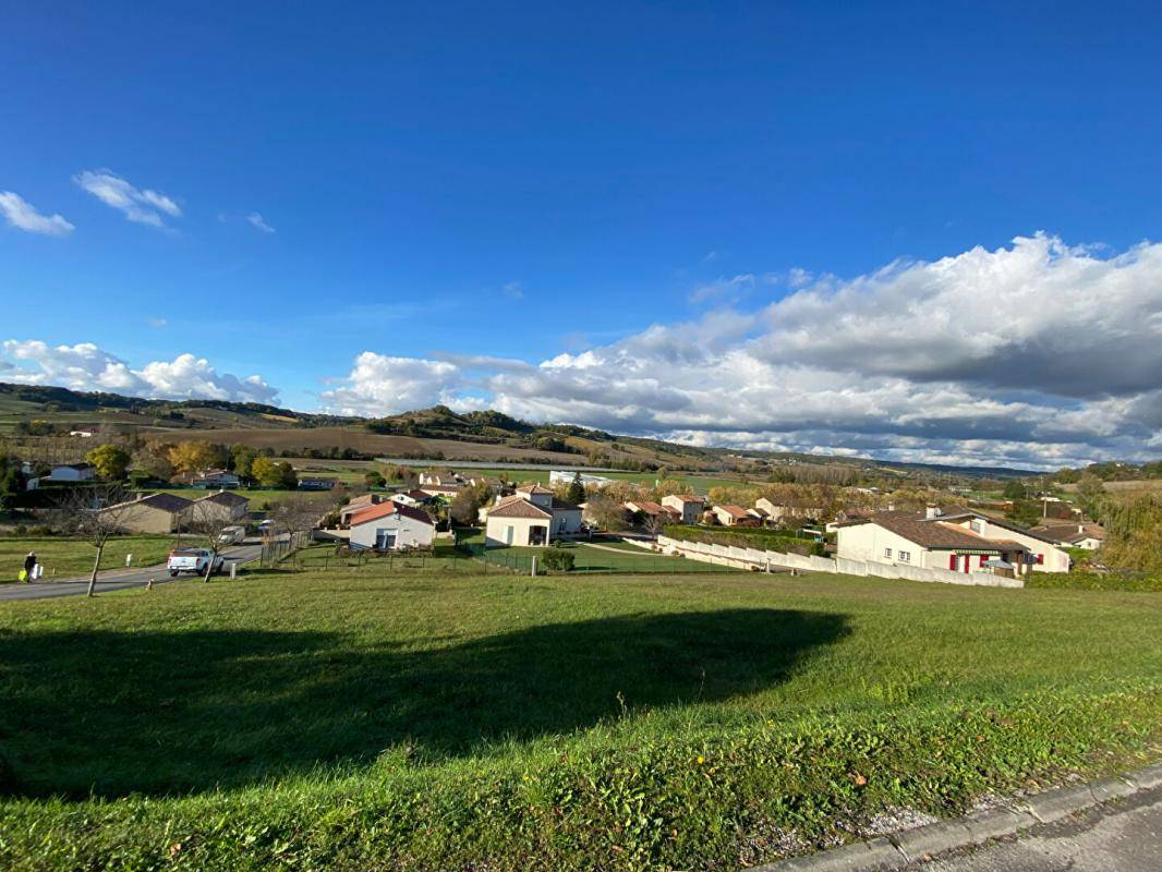 Terrain seul à Cazes-Mondenard en Tarn-et-Garonne (82) de 1097 m² à vendre au prix de 20445€ - 4