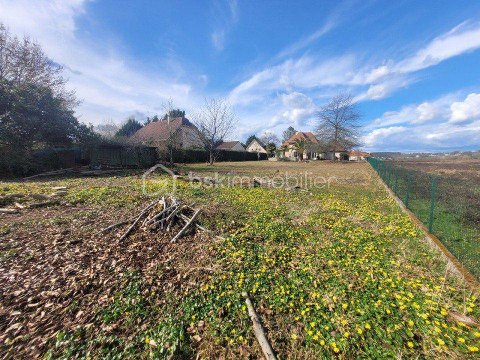 Terrain seul à Artix en Pyrénées-Atlantiques (64) de 1300 m² à vendre au prix de 102900€ - 3