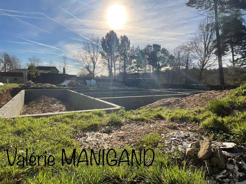 Terrain seul à Chancelade en Dordogne (24) de 1149 m² à vendre au prix de 141700€ - 1