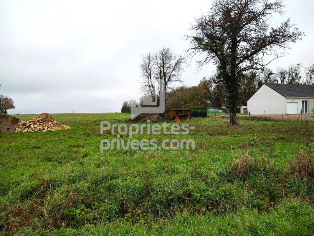 Terrain seul à Garchy en Nièvre (58) de 1300 m² à vendre au prix de 15000€