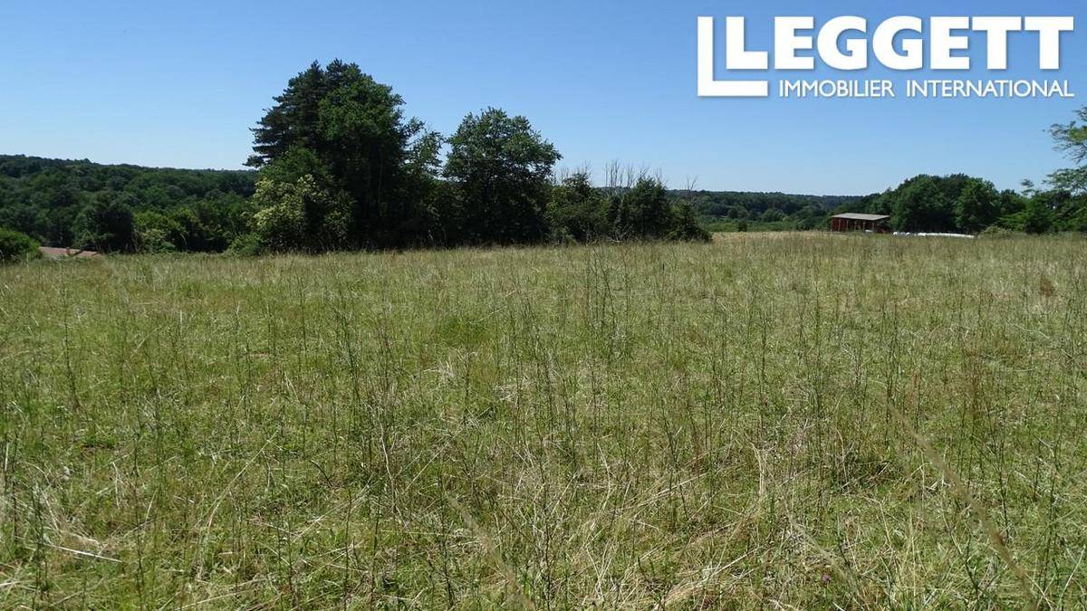 Terrain seul à Limeyrat en Dordogne (24) de 8647 m² à vendre au prix de 43000€ - 3