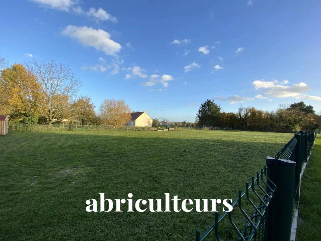 Terrain seul à Bellegarde en Loiret (45) de 973 m² à vendre au prix de 32000€ - 1