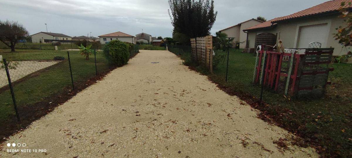 Terrain seul à Saint-Pierre-d'Eyraud en Dordogne (24) de 1004 m² à vendre au prix de 44000€ - 4