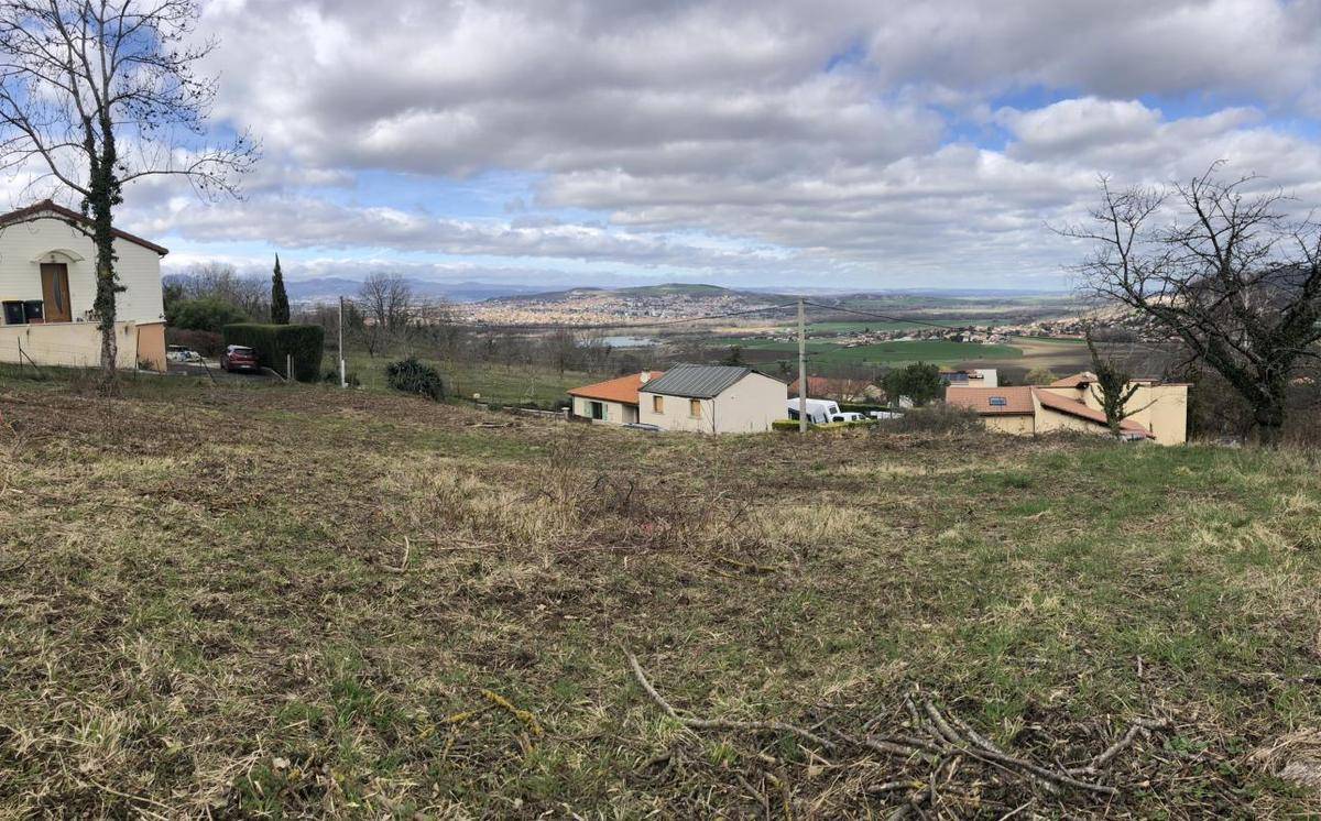 Terrain seul à Saint-Georges-sur-Allier en Puy-de-Dôme (63) de 2510 m² à vendre au prix de 170000€