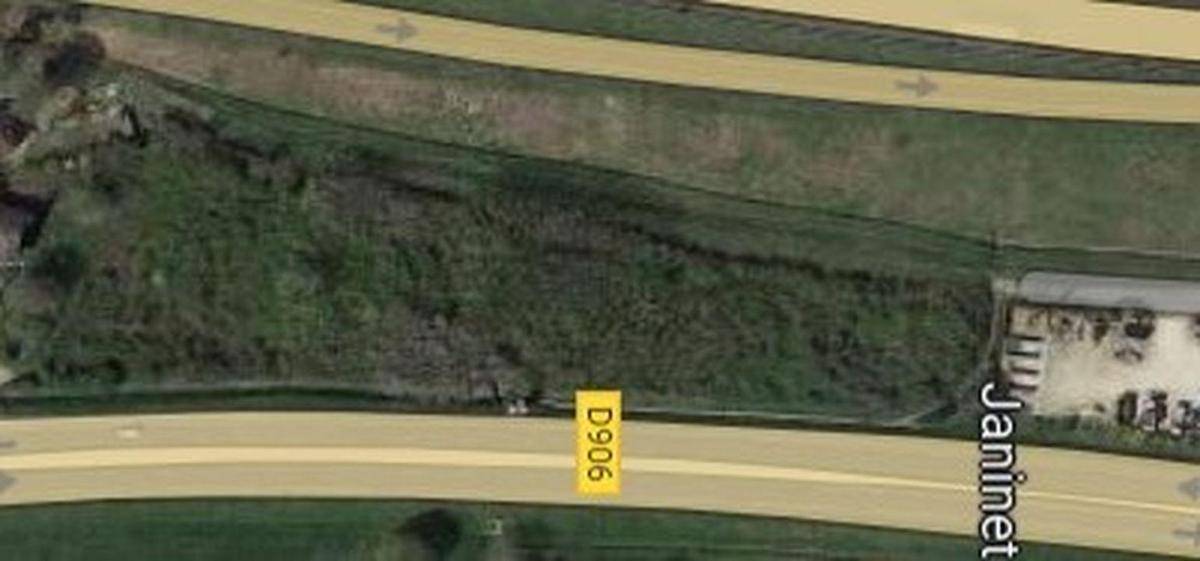 Terrain seul à Tournus en Saône-et-Loire (71) de 10 m² à vendre au prix de 325000€
