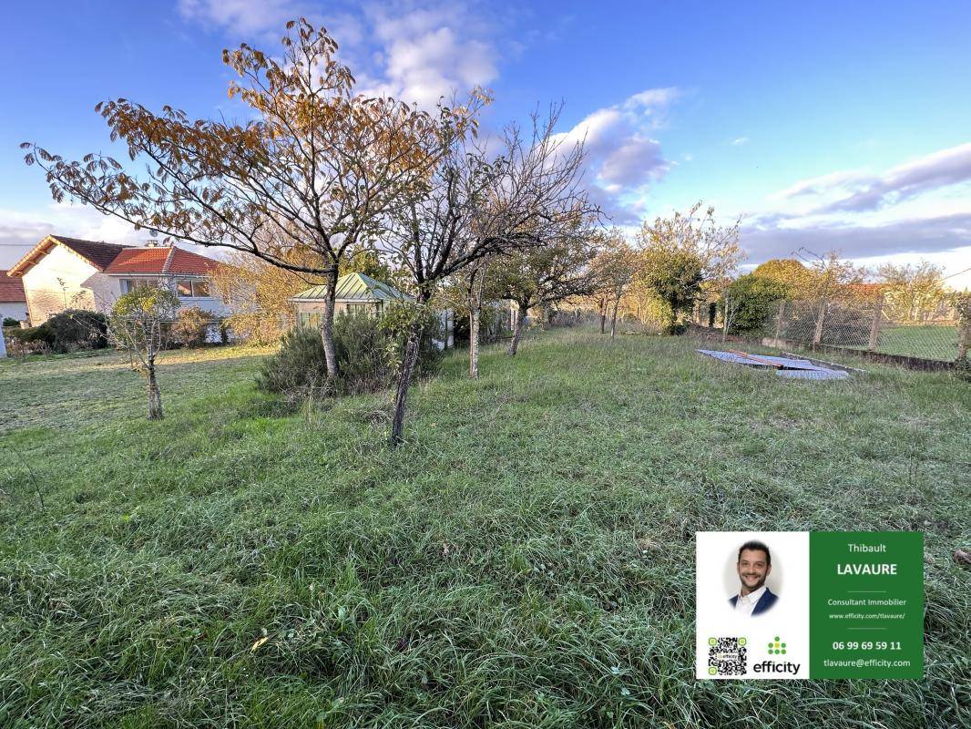 Terrain seul à Ruelle-sur-Touvre en Charente (16) de 762 m² à vendre au prix de 44550€ - 1