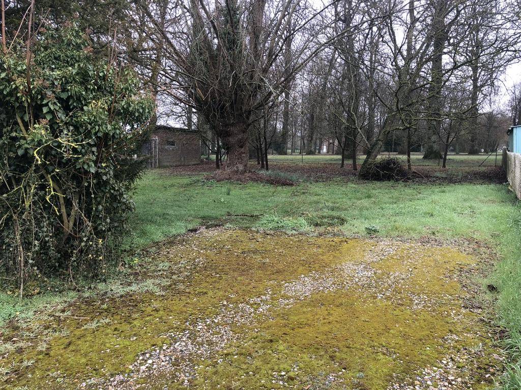 Terrain seul à Poix-de-Picardie en Somme (80) de 627 m² à vendre au prix de 35000€ - 2