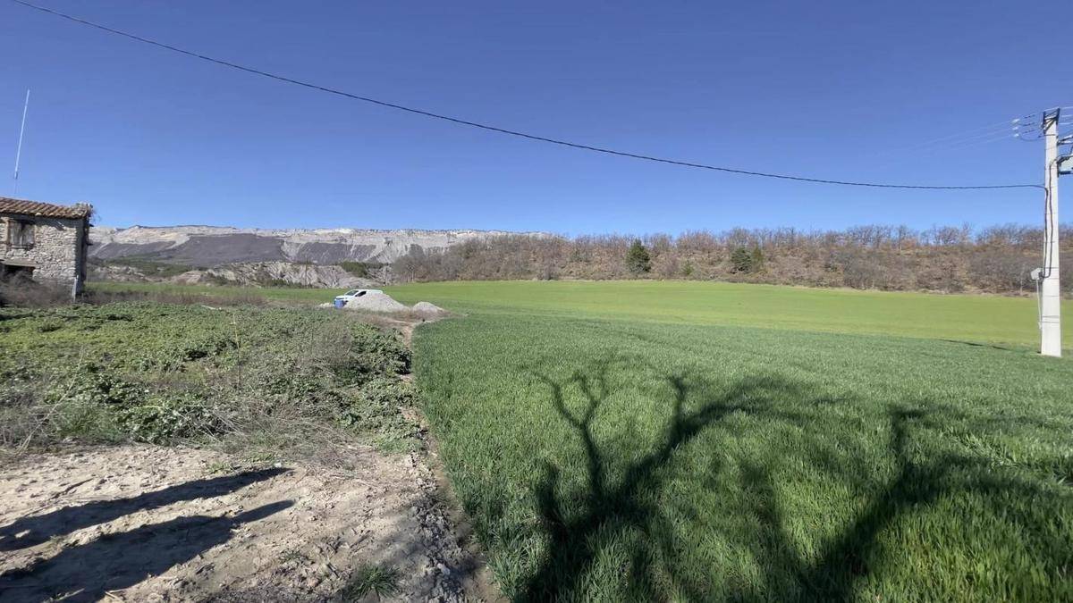 Terrain seul à Laragne-Montéglin en Hautes-Alpes (05) de 2506 m² à vendre au prix de 180000€ - 3