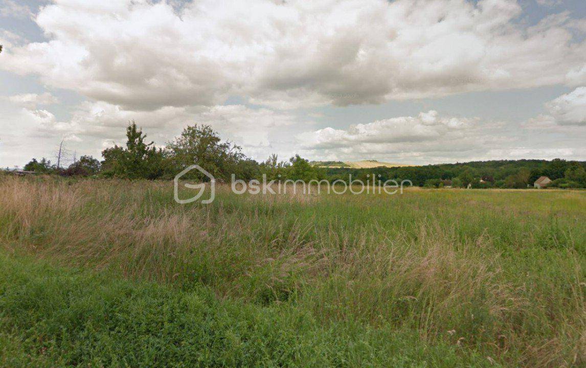 Terrain seul à Charbuy en Yonne (89) de 1500 m² à vendre au prix de 53800€ - 1