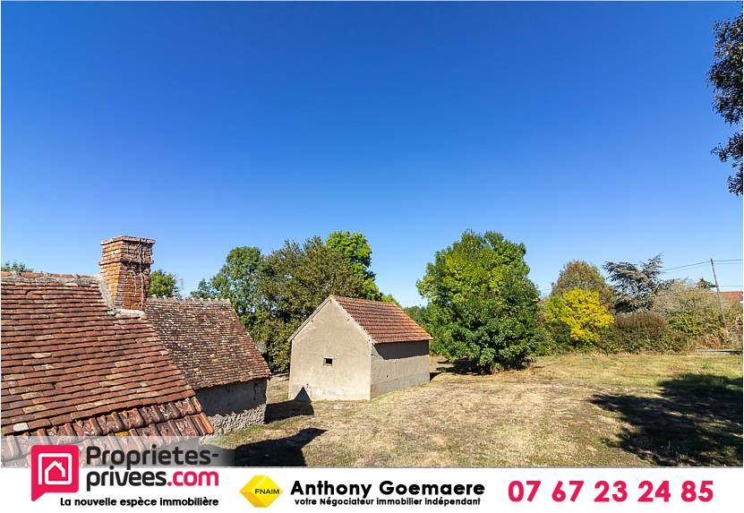 Terrain seul à La Chapelle-Montmartin en Loir-et-Cher (41) de 720 m² à vendre au prix de 23990€ - 1