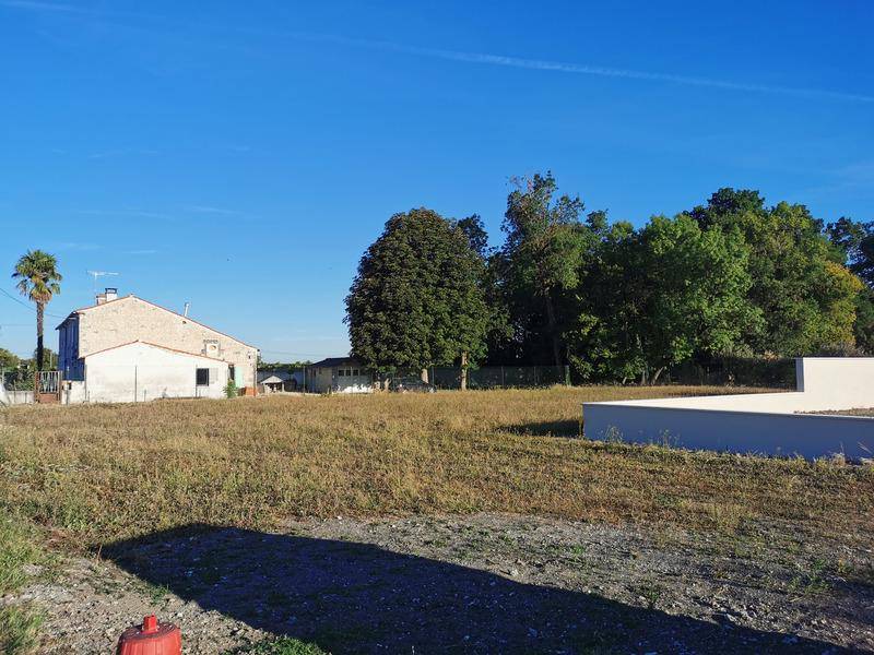 Terrain seul à Segonzac en Charente (16) de 1321 m² à vendre au prix de 46000€ - 4