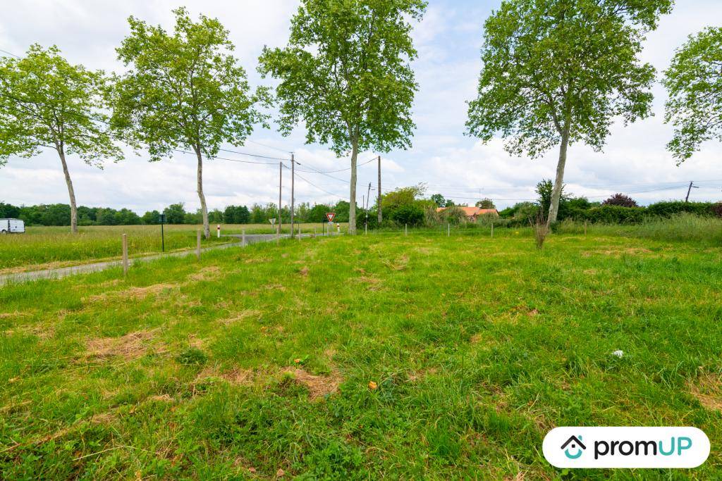 Terrain seul à Castelsarrasin en Tarn-et-Garonne (82) de 1200 m² à vendre au prix de 60000€ - 2