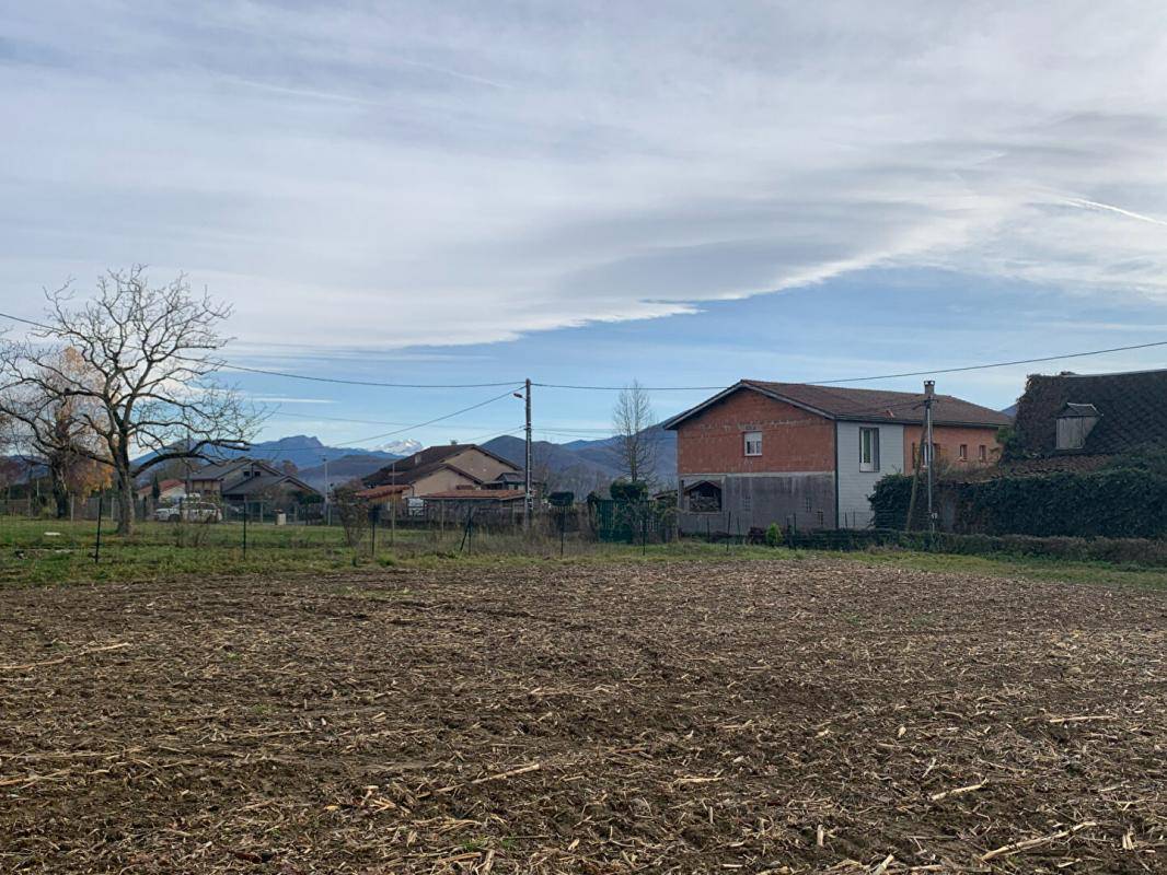 Terrain seul à Tuzaguet en Hautes-Pyrénées (65) de 1695 m² à vendre au prix de 49155€ - 1