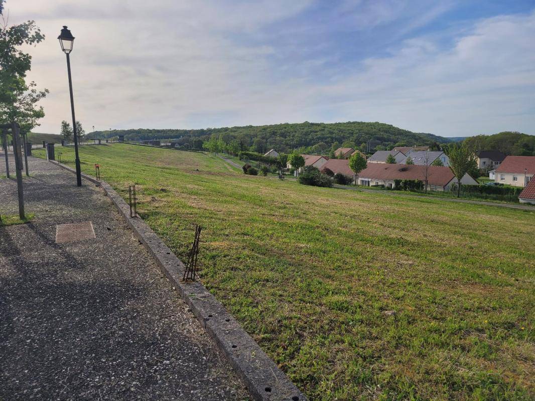 Terrain seul à Argenton-sur-Creuse en Indre (36) de 926 m² à vendre au prix de 29854€ - 2