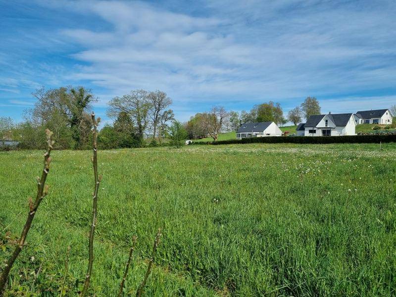 Terrain seul à Loucrup en Hautes-Pyrénées (65) de 8758 m² à vendre au prix de 172000€ - 1