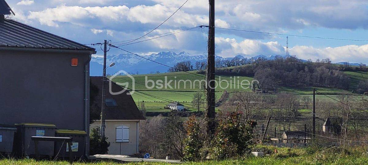 Terrain seul à Artigueloutan en Pyrénées-Atlantiques (64) de 983 m² à vendre au prix de 75000€ - 1