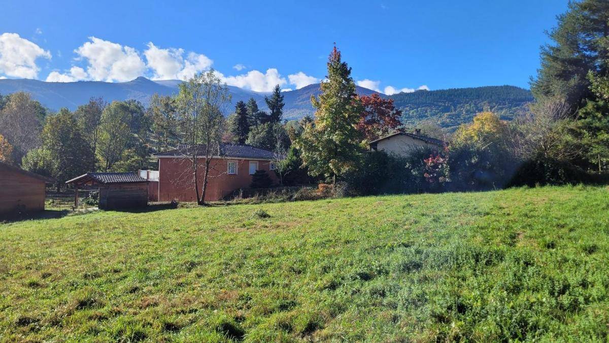Terrain seul à Serres-sur-Arget en Ariège (09) de 1208 m² à vendre au prix de 61000€ - 2