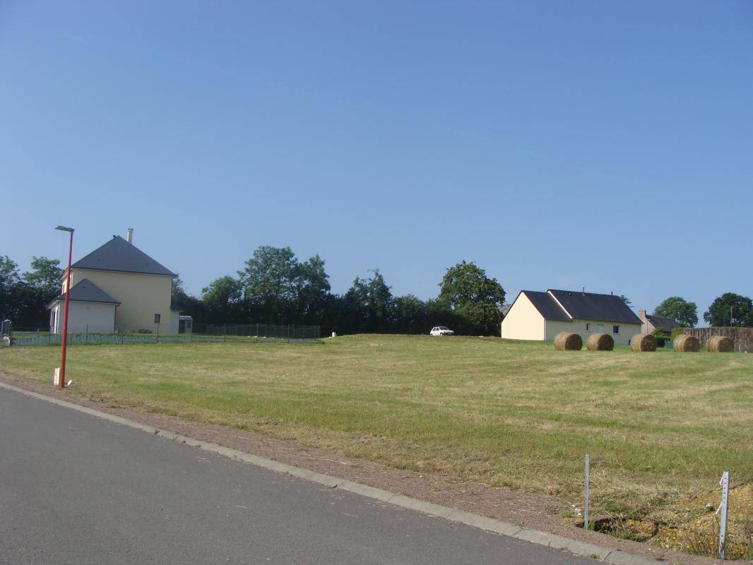 Terrain seul à La Villette en Calvados (14) de 1097 m² à vendre au prix de 25892€ - 3