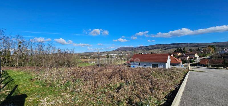 Terrain seul à Arbois en Jura (39) de 752 m² à vendre au prix de 48100€ - 4