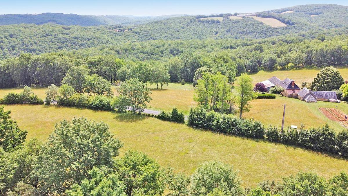 Terrain seul à La Cassagne en Dordogne (24) de 1500 m² à vendre au prix de 25990€ - 2